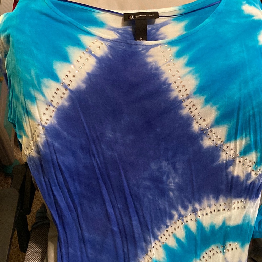 I.N.C tie dye longer shirt very detailed with rhinestones. 3/4 sleeve.